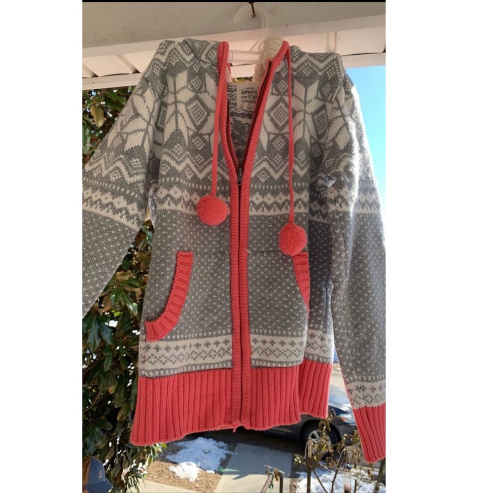 ANTHROPOLOGIE BETWEEN ME AND YOU